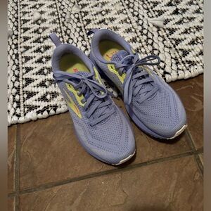 Brooks Womens Revel 6 1203861B557 Purple Running Shoes Sneakers Size 8 B